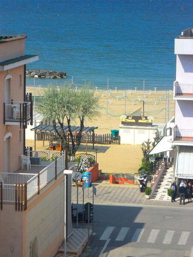 Hotel Etoile Rimini Extérieur photo
